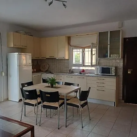 Dom wakacyjny George House