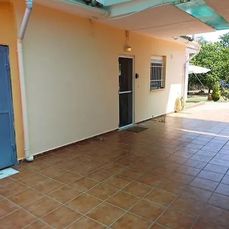 Nyaraló George House *