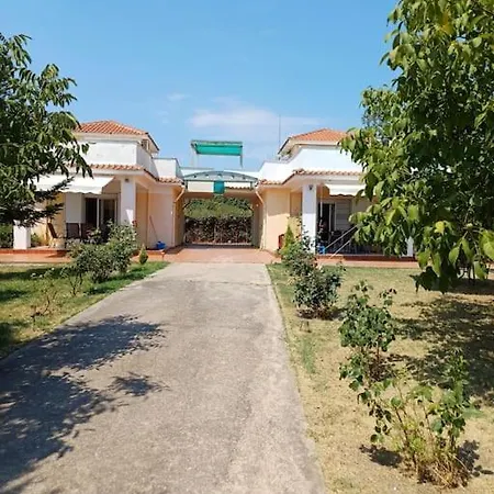 George House * Paliouri